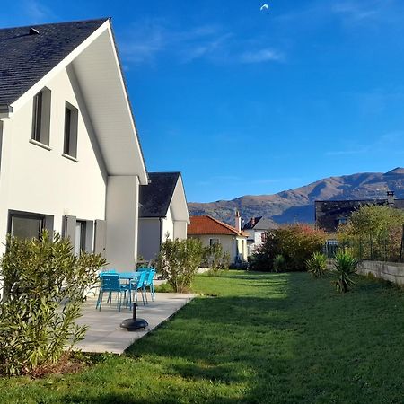 Gite Les Lys Fleurs Des Pyrenees Argelès-Gazost Kültér fotó